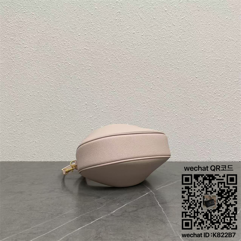 df482dba7fb0348ae23db1e2c4fa1004_1748972354_8091.jpg