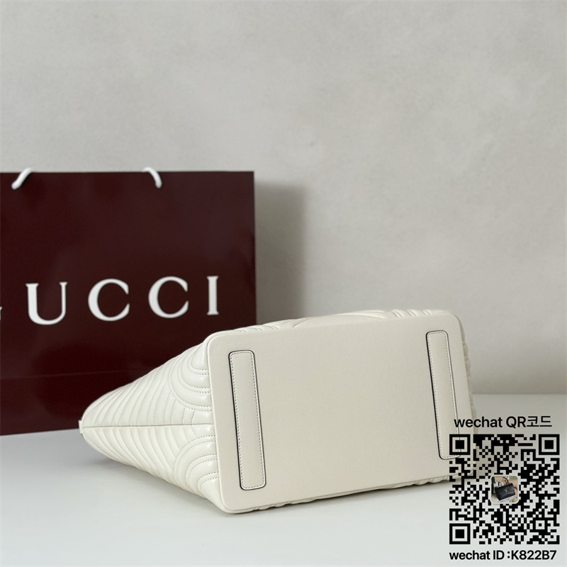 90a49cacc431e5efc1b8b1a9eb03d9e1_1759423421_4923.jpg