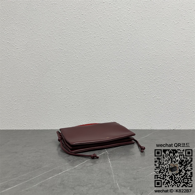1bac925dd2c39c424957ce245bc9fa9a_1766424674_9345.jpg