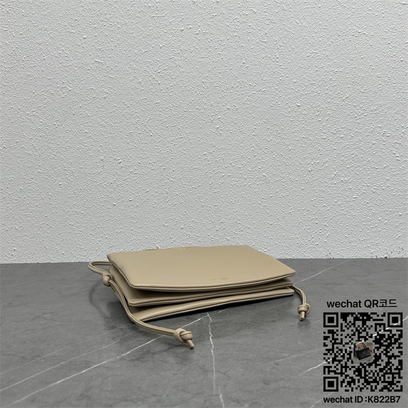 1bac925dd2c39c424957ce245bc9fa9a_1766425035_3844.jpg