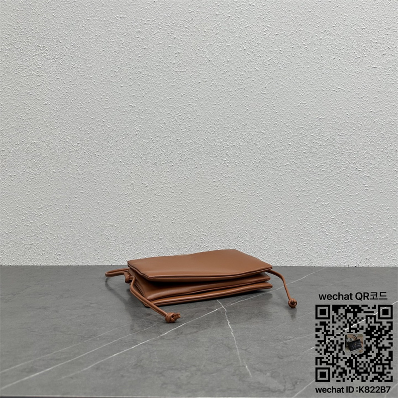1bac925dd2c39c424957ce245bc9fa9a_1766425155_0111.jpg