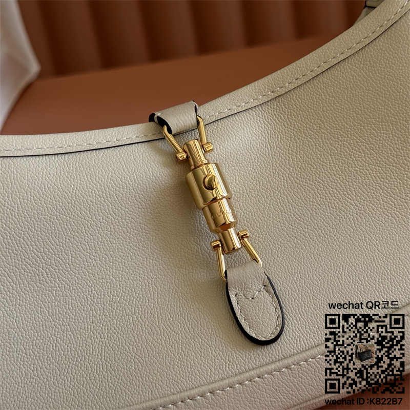 1bac925dd2c39c424957ce245bc9fa9a_1766426362_5908.jpg