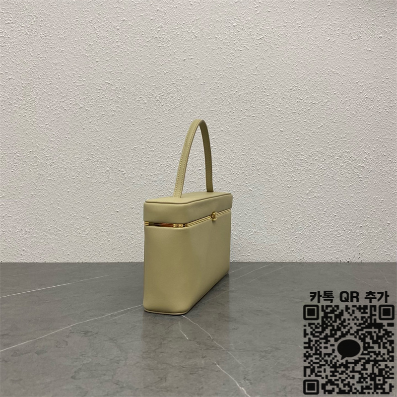 a03e4e0bdccbe9e351d1dbd115487eae_1779988225_0829.jpg