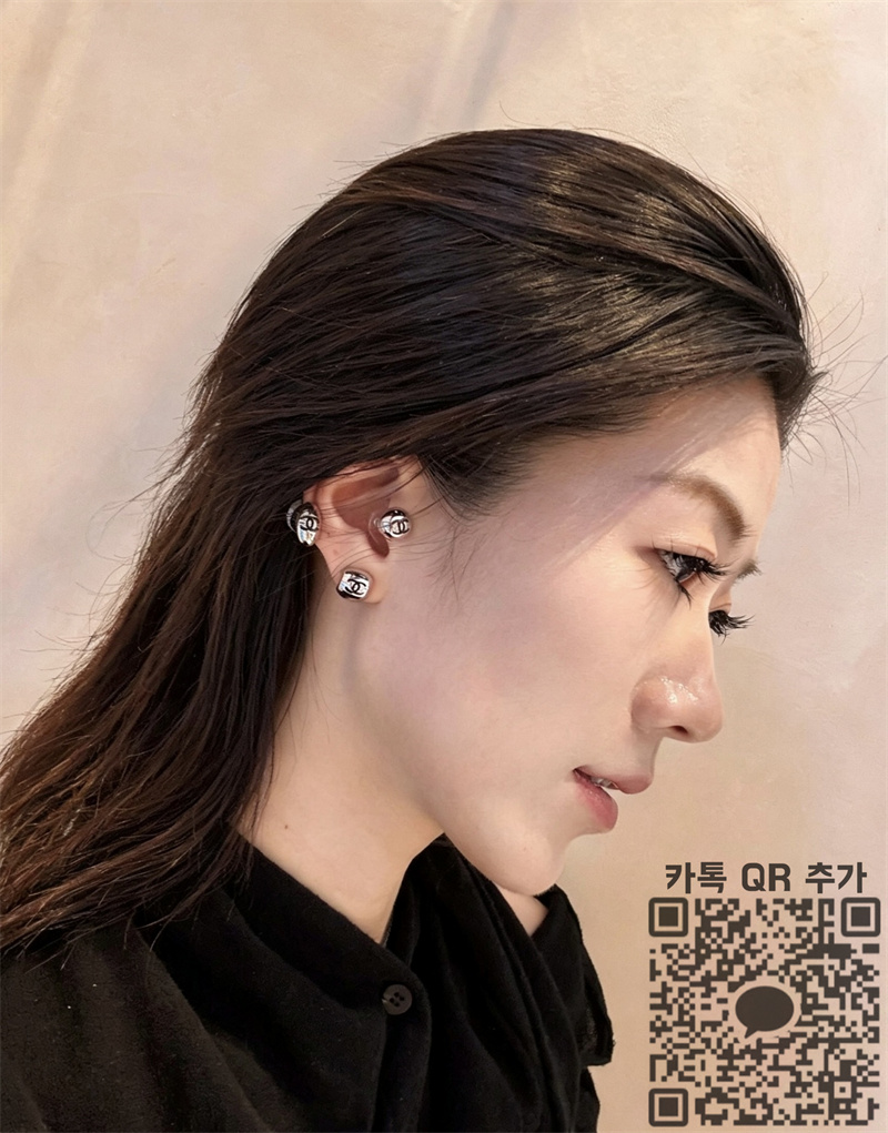 933cef7f27fa32aaf9f4a6fbbf1c4a66_1790742386_0962.jpg