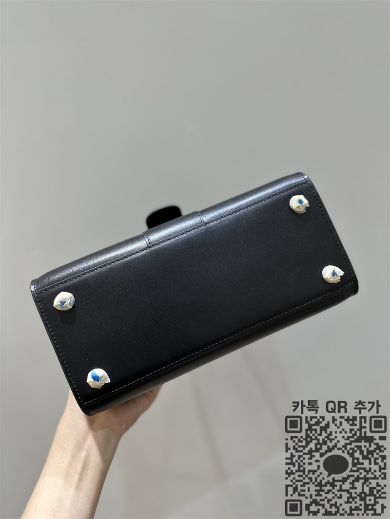 ae589908ef8478889bac2b182b4072d7_1789358124_8613.jpg