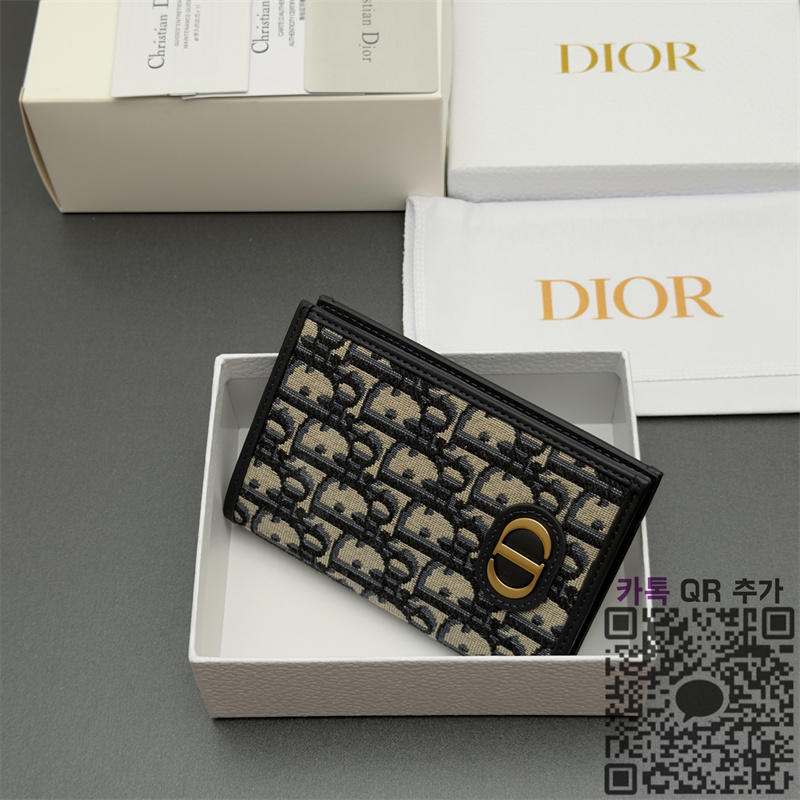 29cef73d6ce3bd8e1d9d58c21c07722c_1792558796_0885.jpg