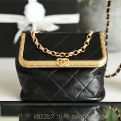 샤넬 CHANEL 플랩백