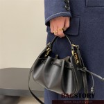 펜디 FENDI 포모도리노 미니백