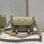 디올 DIOR 캠프백