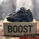 아디다스 ADIDAS 이지부스트700 스니커즈 운동화 신발