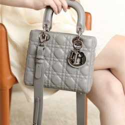 디올 DIOR 레이디백20CM