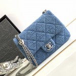 샤넬 CHANEL 핫 신상 23ss 뉴미니 하트볼 캐비어 미니 플랩백 AS3829