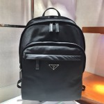 프라다 PRADA 삼각 로고 리나일론 백팩 2VZ048