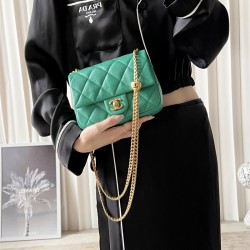 샤넬 CHANEL 핫 신상 23ss 뉴미니 하트볼 캐비어 미니 플랩백 AS3829