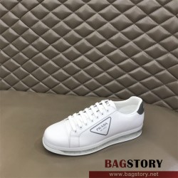프라다 PRADA 남성 로고 스니커즈 운동화 신발