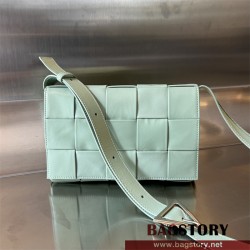 보테가베네타 BV   인트레치아 카세트백 667298