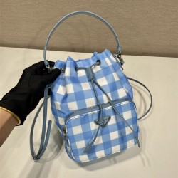 프라다 PRADA 나일론 버킷백 1BH038
