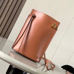 로에베 LOEWE  다이스 포켓 크로스백 탄