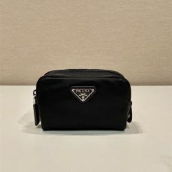 프라다 PRADA 삼각 로고 나일론 코스메틱 파우치 1NA339
