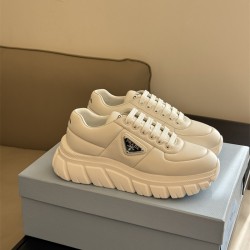 프라다 PRADA  스니커즈 운동화 신발 여성용