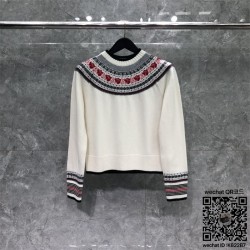톰브라운 THOM BROWNE 스웨터