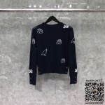 톰브라운 THOM BROWNE 스웨터