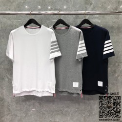 톰브라운 THOM BROWNE 반팔티 남성용