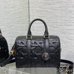 디올 DIOR 신상 그루브25백
