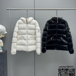 몽클레어 패딩