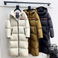 프라다 패딩