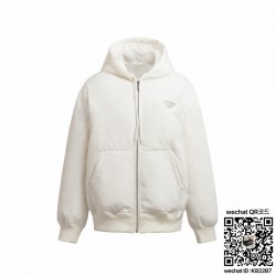 프라다 패딩