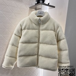 몽클레어 패딩