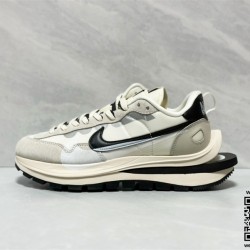 나이키 NIKE 사카이 스니커즈 운동화 신발 남여공용