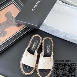 샤넬 힐 샌들 슬리퍼