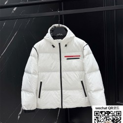 프라다 패딩 90%거위털
