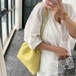 보테가베네타 BV 미디엄 더스트 백 796728