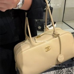 샤넬 26SS 사각 볼링백 라지 스트랩 보스턴백 AS6211