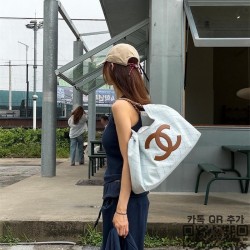 샤넬 26M 코코비치 깜봉 쇼퍼백 CC로고 데님 체인 쇼핑백 스몰  AS6191